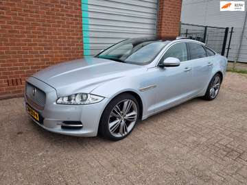 3.0 V6D Luxury Sedan Automaat! Bj:2010