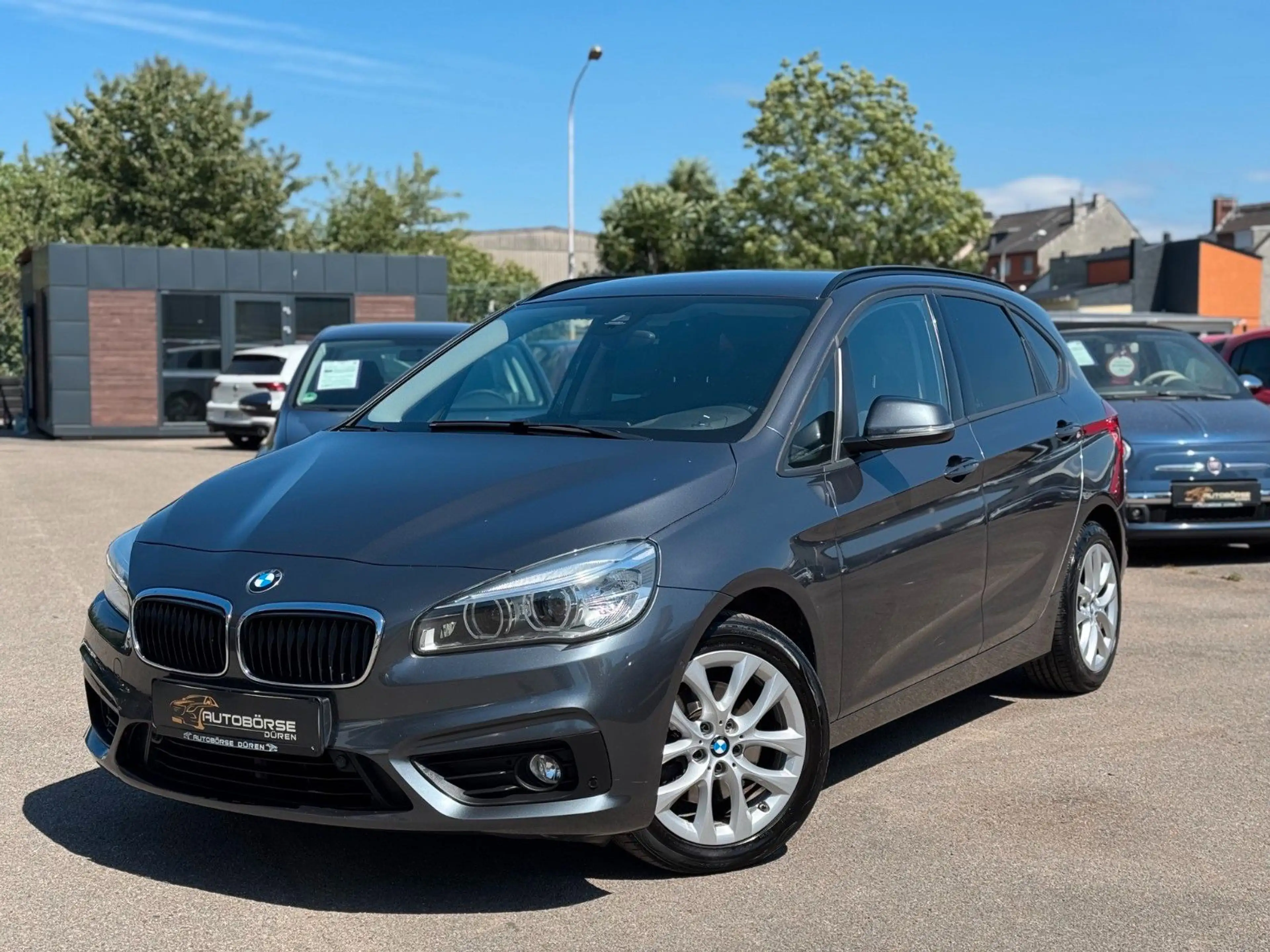 BMW 218 Active Tourer 218 i HU neu/PDC/Navi/LED — photo 2
