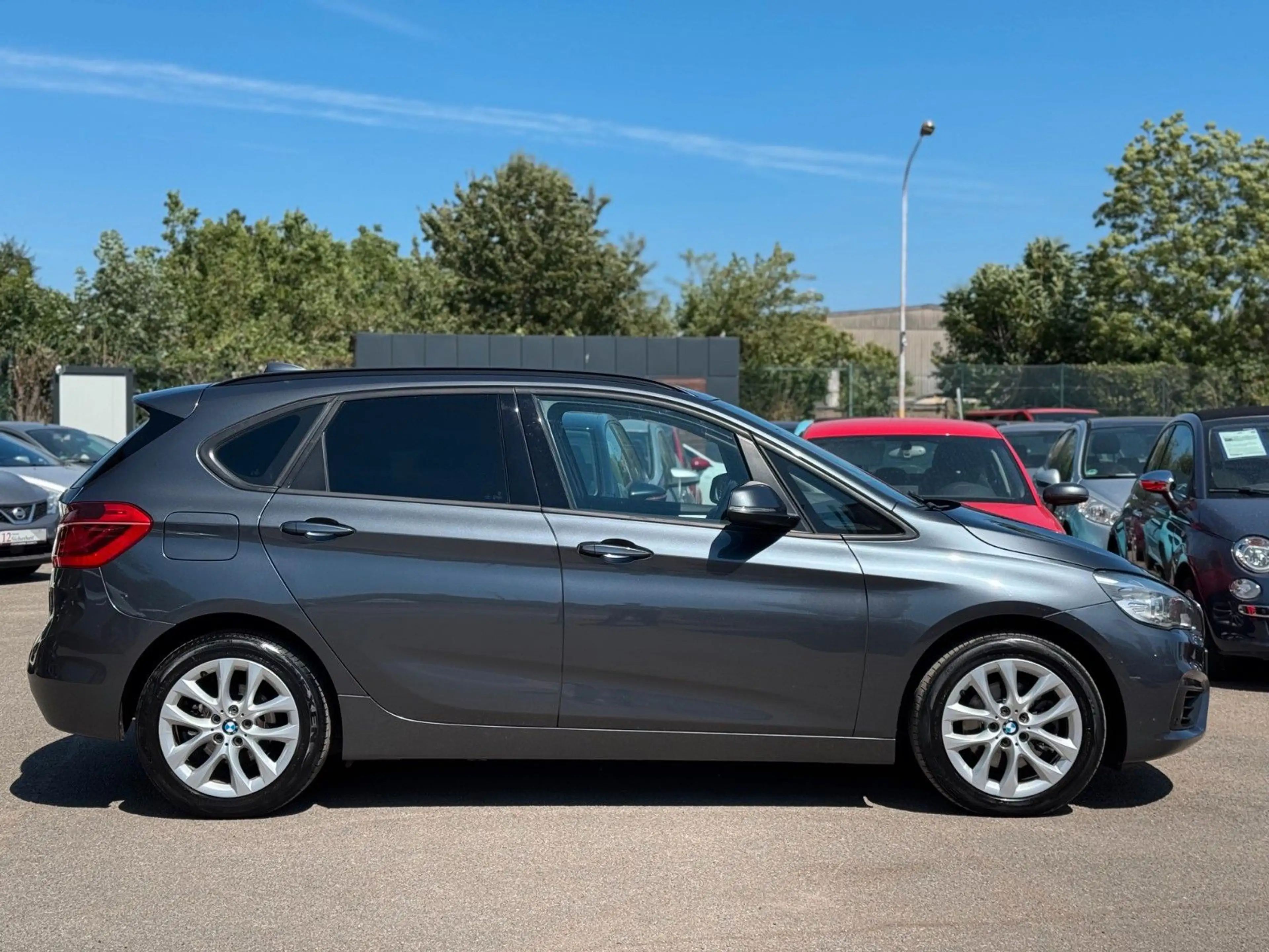 BMW 218 Active Tourer 218 i HU neu/PDC/Navi/LED — photo 5