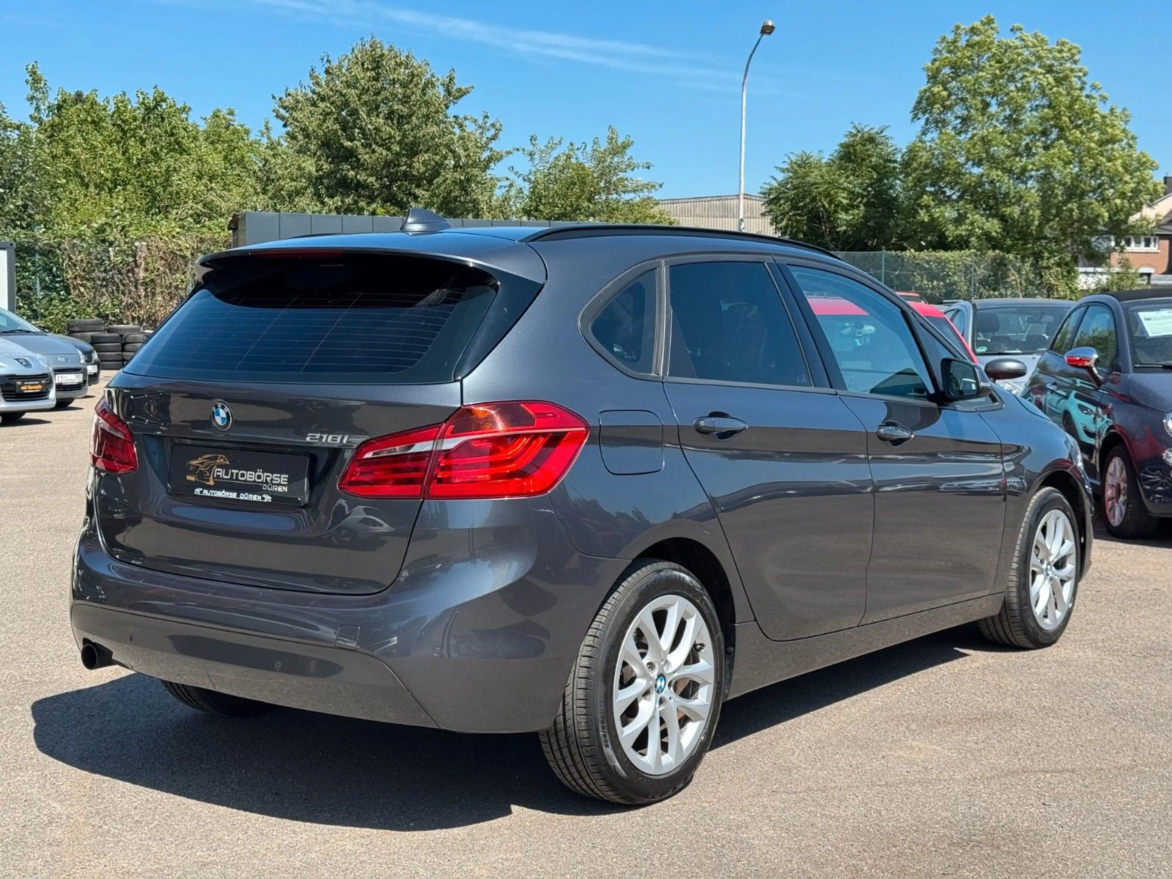 BMW 218 Active Tourer 218 i HU neu/PDC/Navi/LED — photo 6