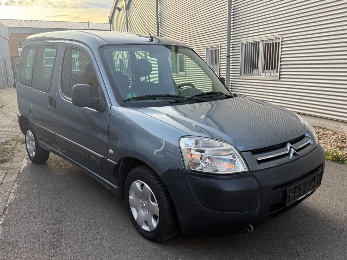 Citroen Berlingo 1.4 First Kombi/Euro4 Gris - 1