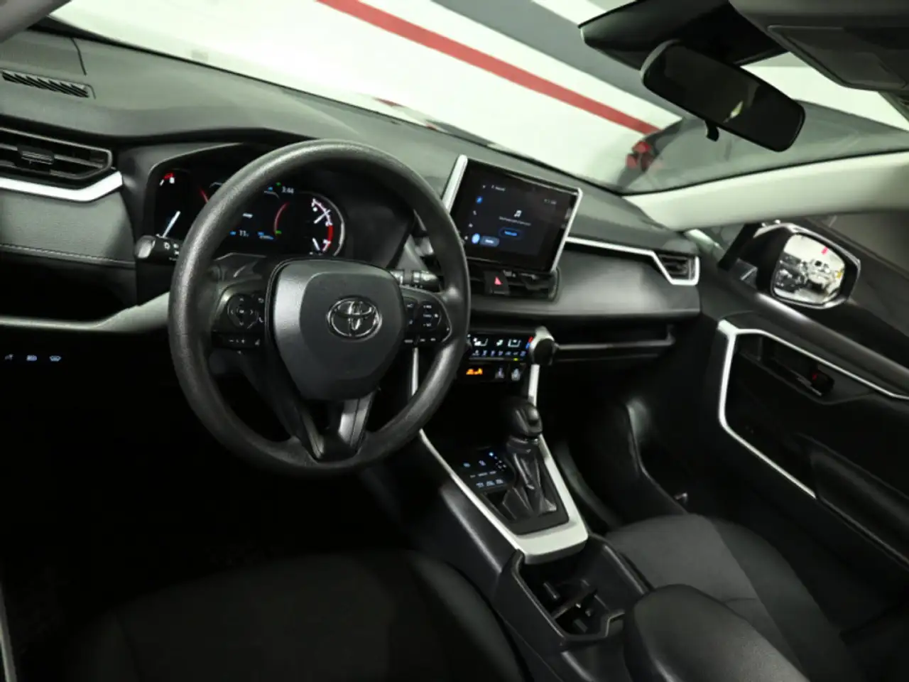 Toyota RAV 4 снимка Toyota RAV 4