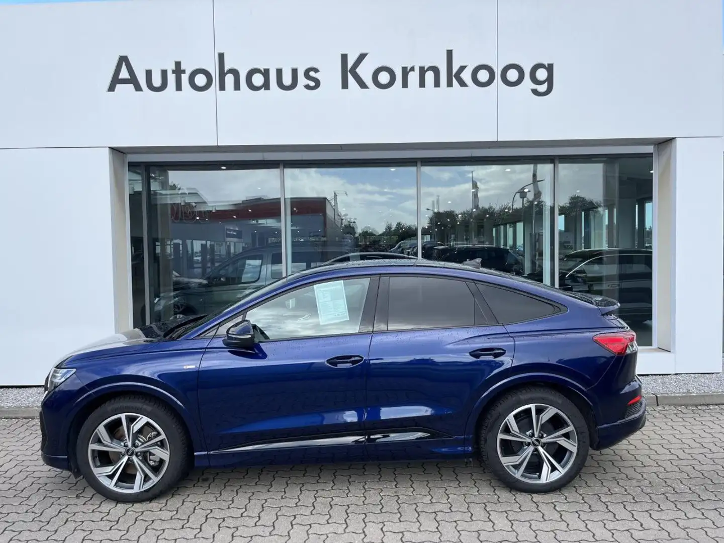 Audi Q4 e-tron Q4 45 Sportback e-tron S-Line 77kwh Bluetooth Navi Bleu - 1