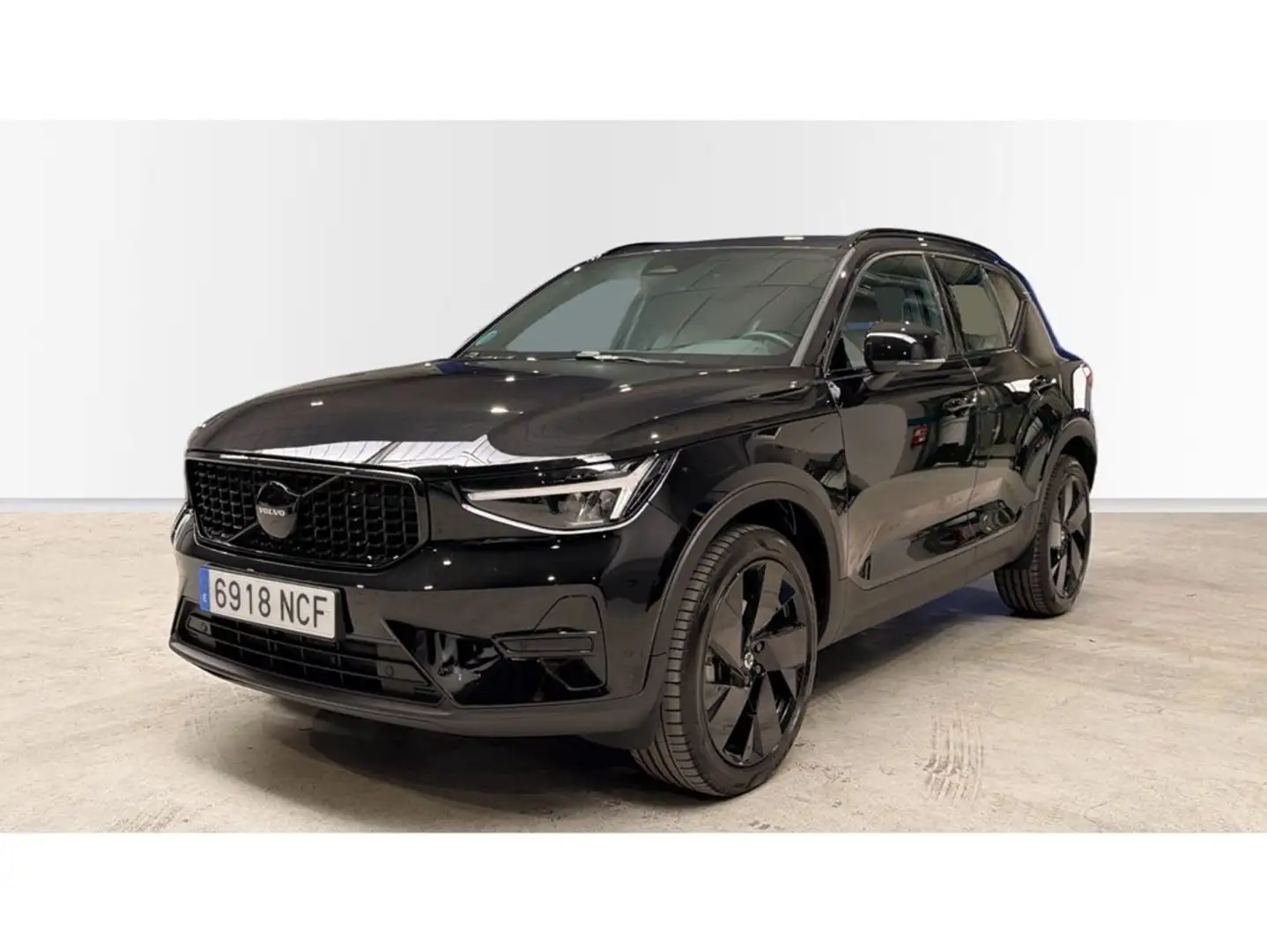 Volvo XC40 B3 Black Edition Plus Aut. Negro - 1