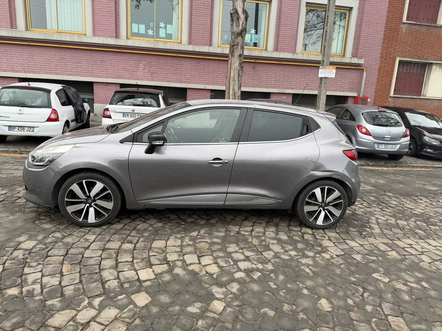 Renault Clio Clio IV TCe 120 SL Iconic EDC - 2