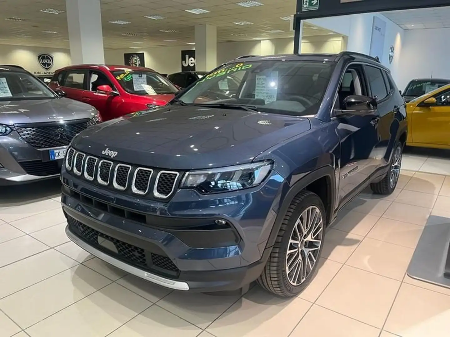 Jeep Compass 1.5 Turbo T4 130CV MHEV FWD Limited Blauw - 2