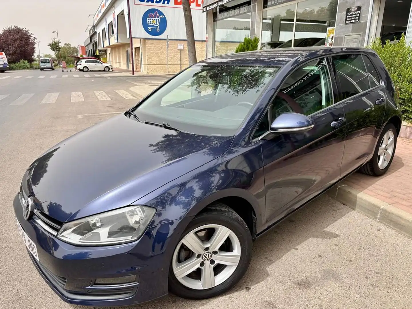 Volkswagen Golf 1.6TDI CR BMT Advance 110 Blauw - 1