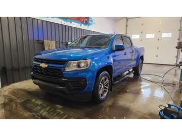 4WD Crew Cab 141  Work Truck