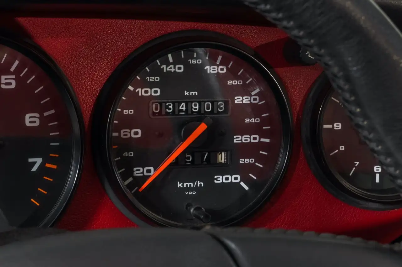 Porsche 964 Speedster, foto 12