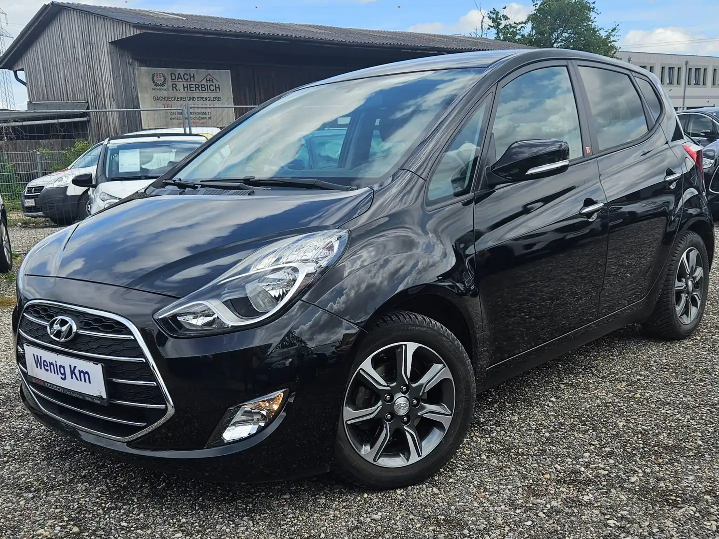 Hyundai iX20 Schwarz - 2