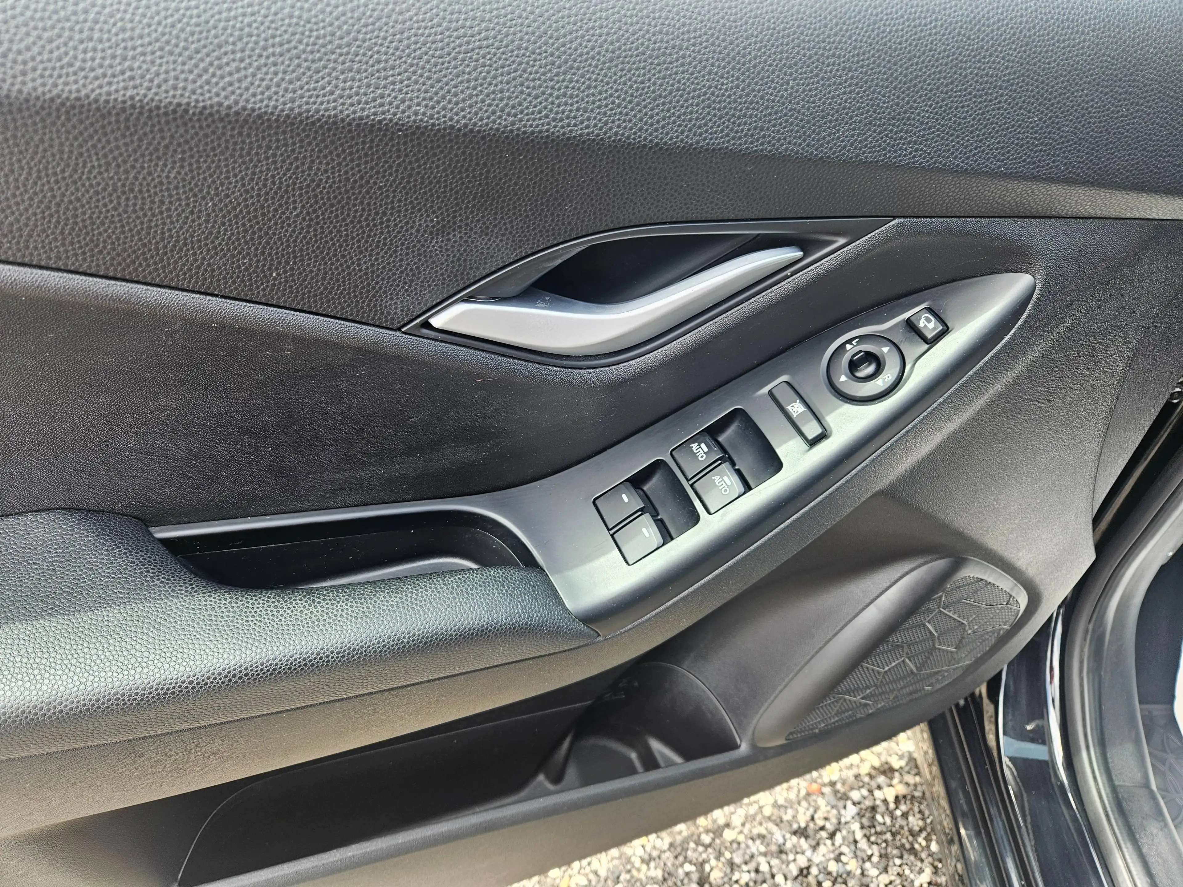 Hyundai iX20 — photo 9