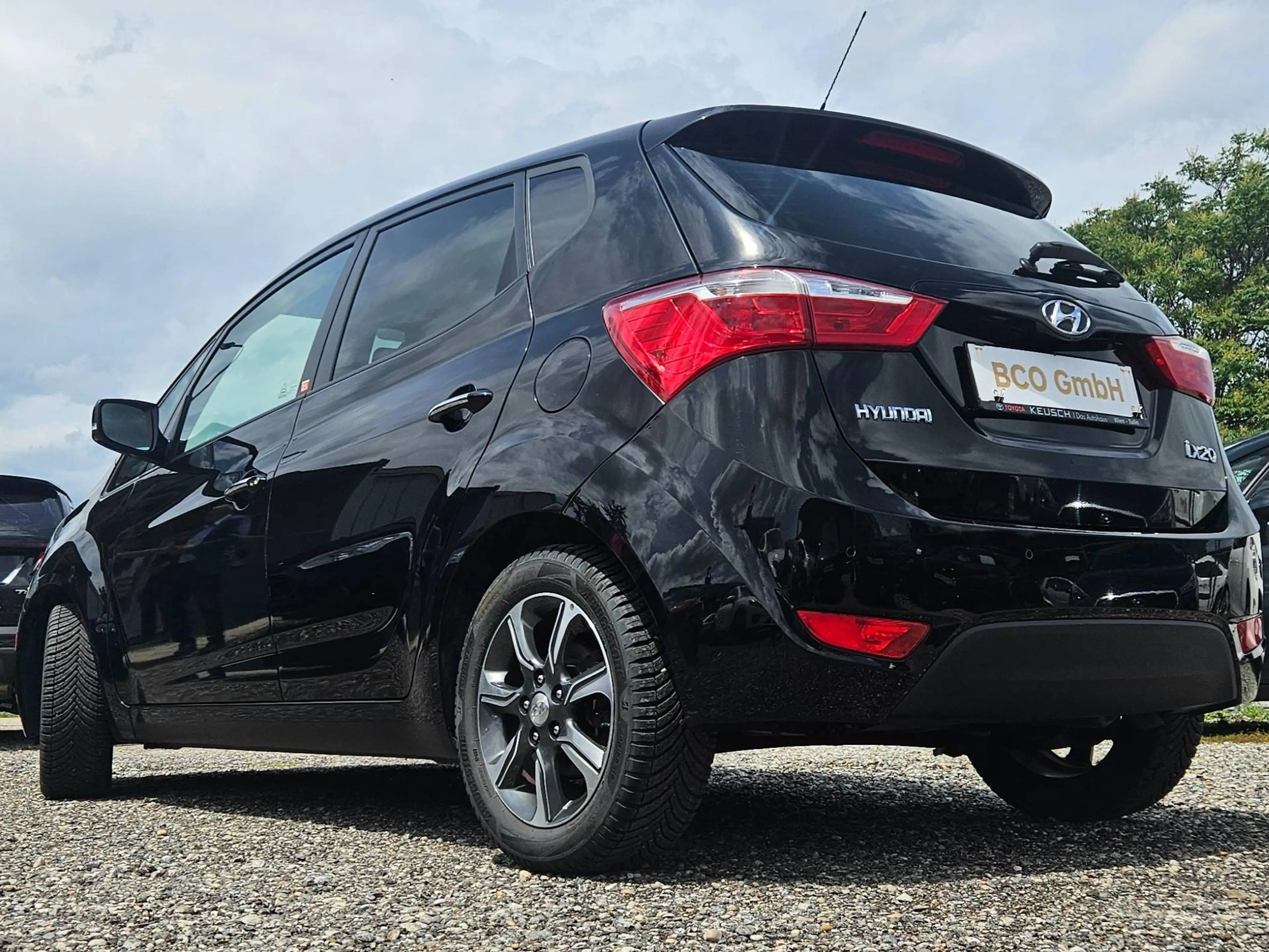 Hyundai iX20 — photo 8