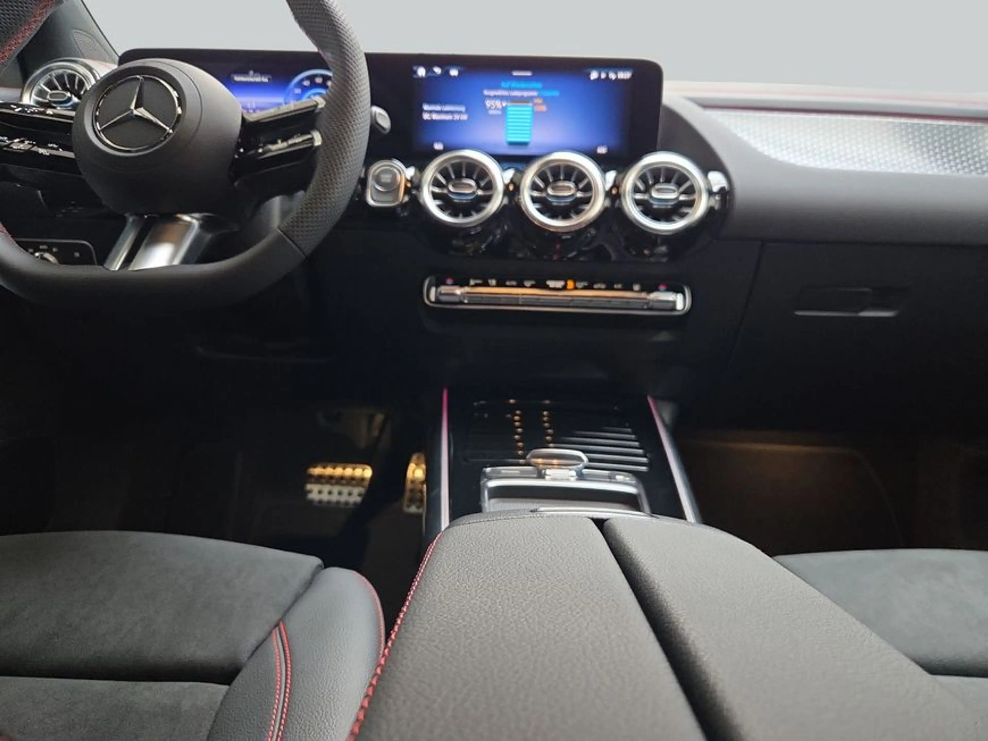 Mercedes-Benz EQA 250 EQA — photo 15