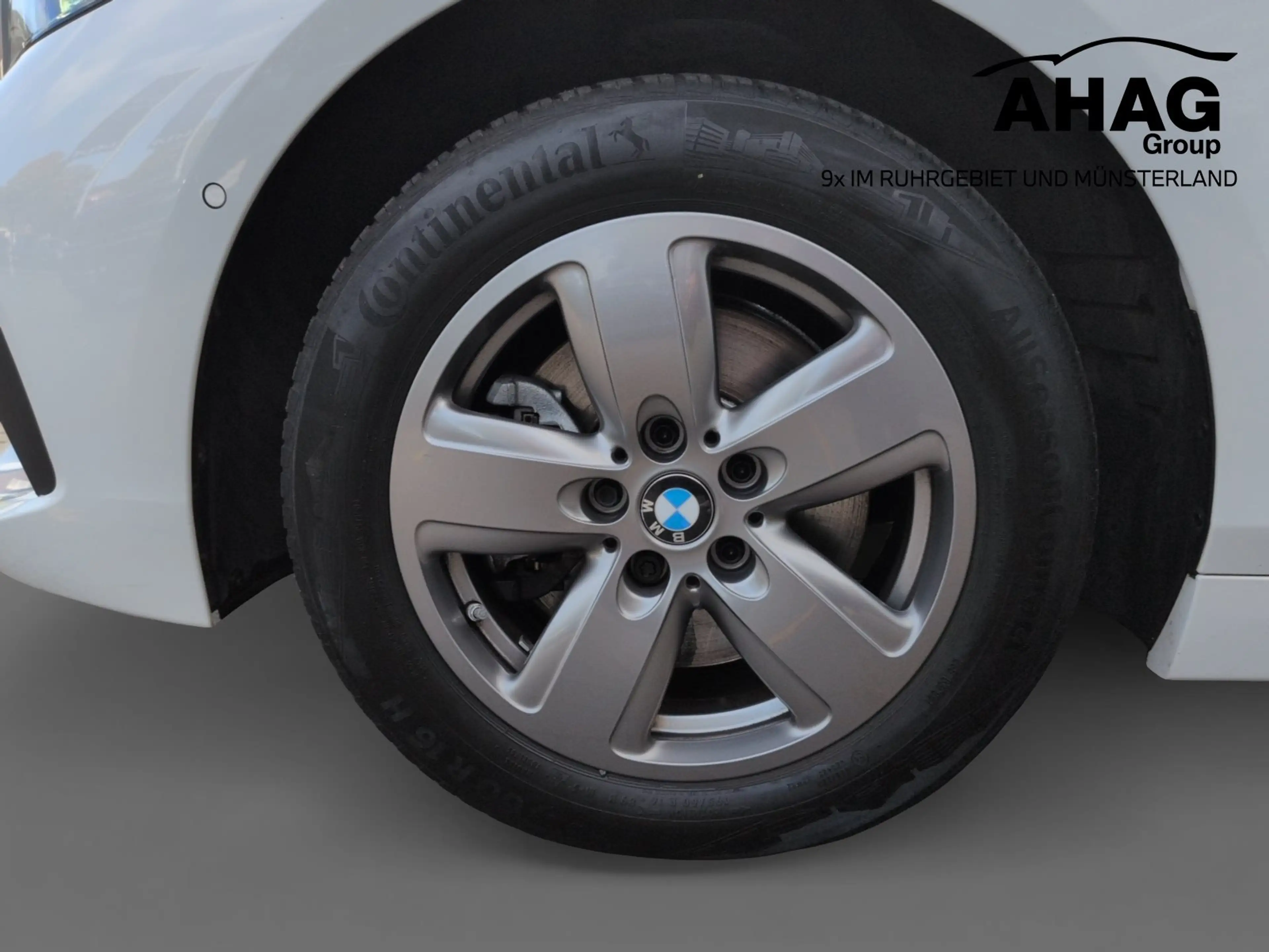 BMW 118 i — photo 12