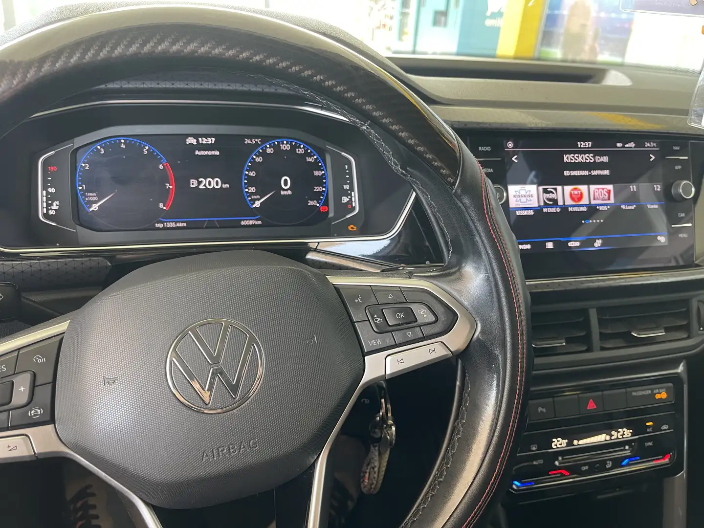 Volkswagen T-Cross 1.0 tsi Sport 110cv - 1