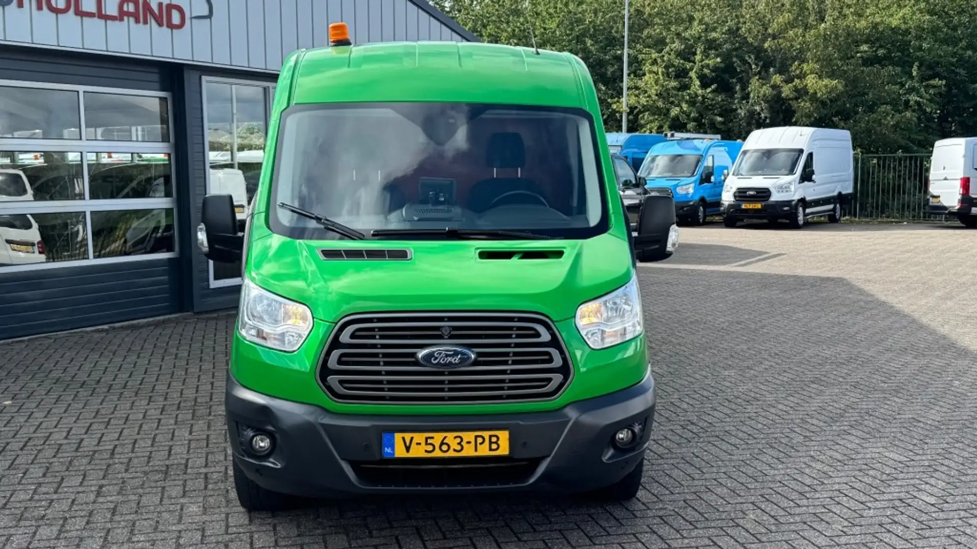 Ford Transit 2.0 TDCI 96KW 131PK L3H2 EURO 6 AIRCO/ NAVIGATIE/ Vert - 2