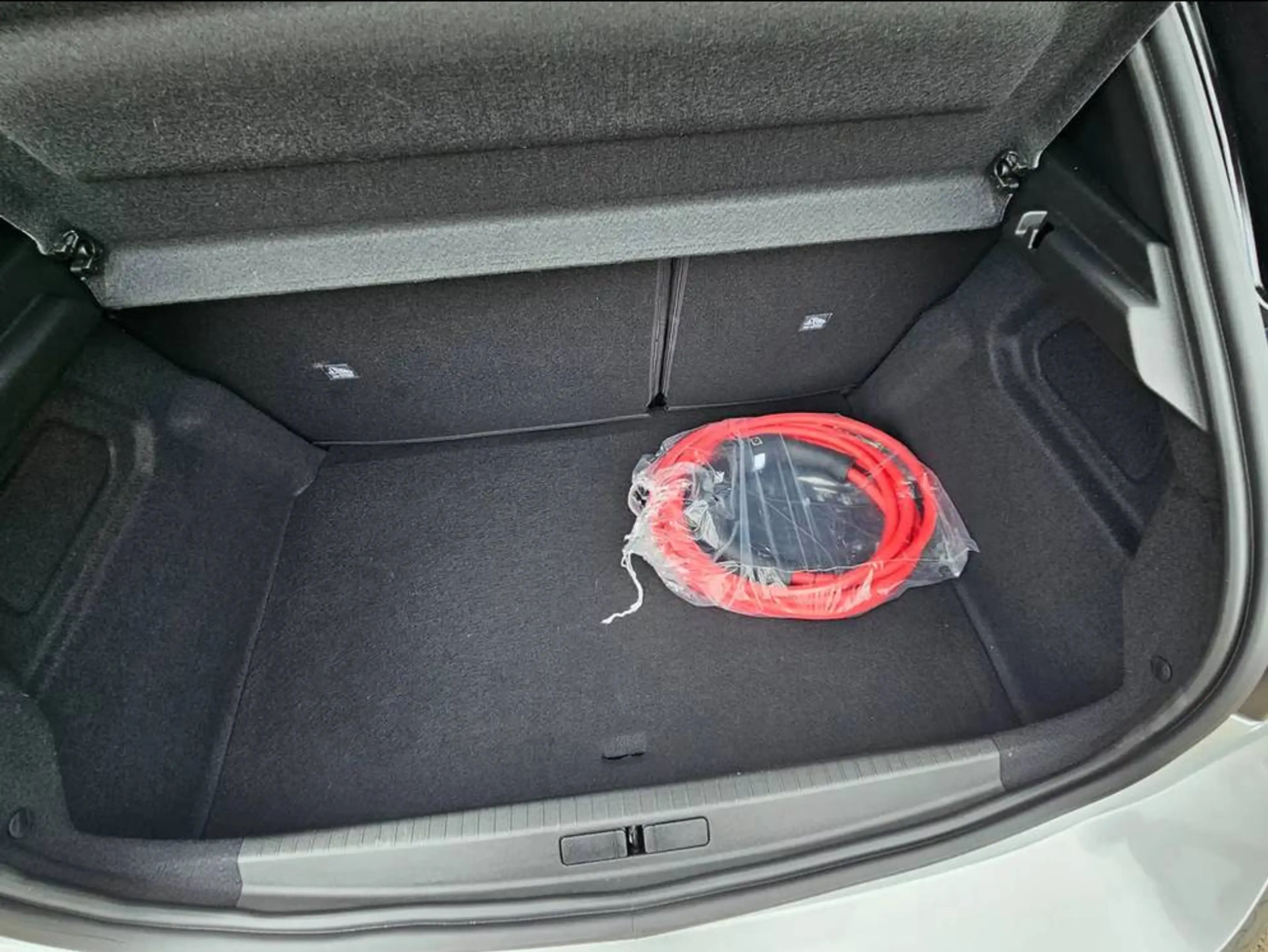 Opel Corsa-e e GS   Long Range — photo 11
