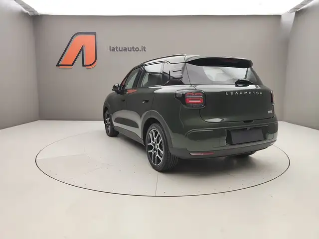 Leapmotor B03X view 5