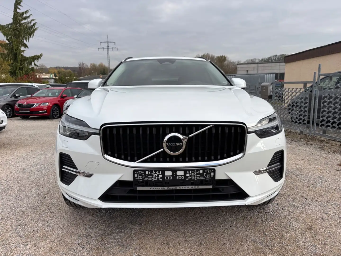 Volvo XC60 Autom.,Kamera,Navi,S-heft.,TOP Weiß - 2