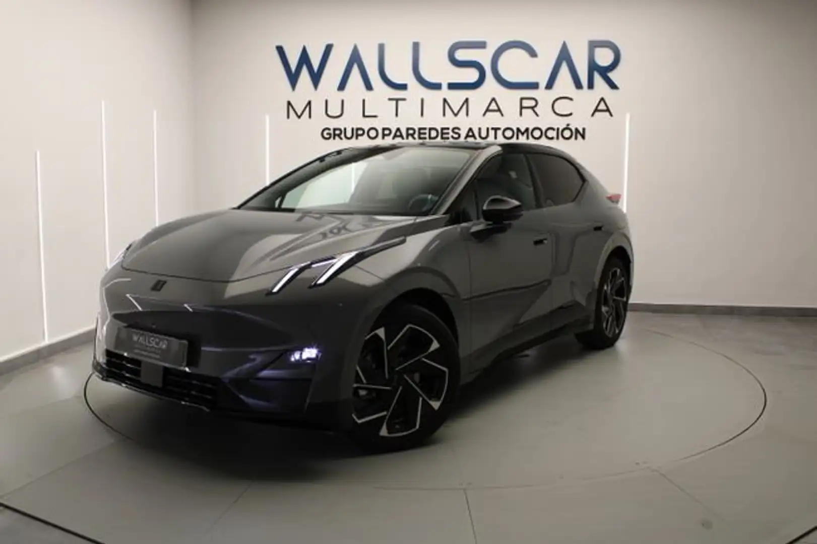 Lynk & Co 02 BEV 66kWh More Gris - 2