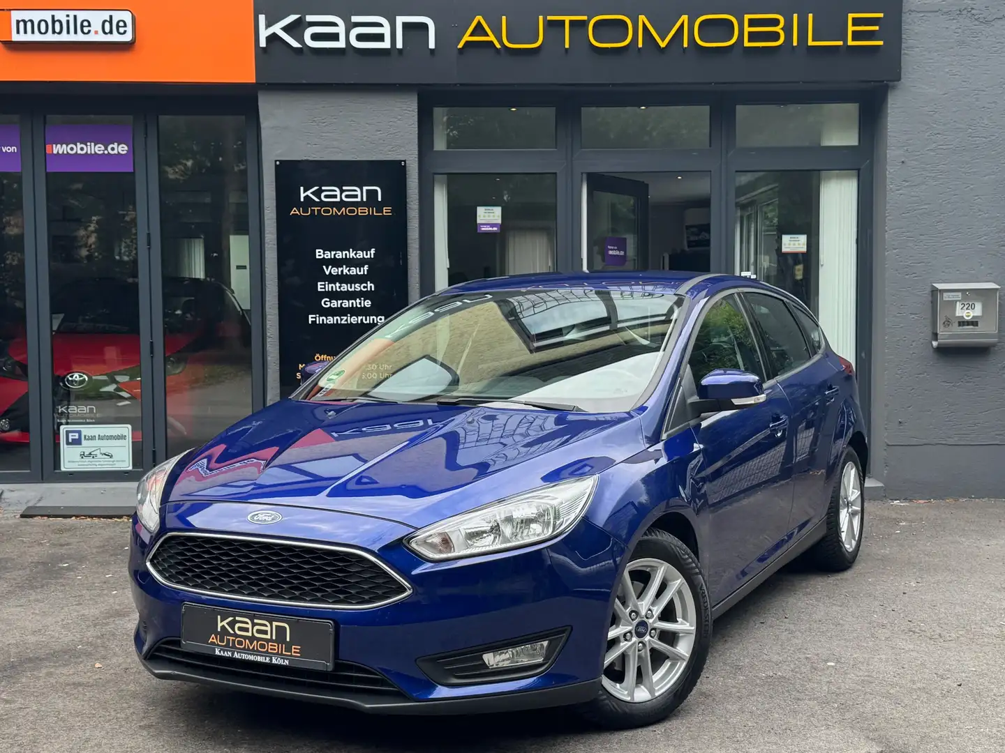 Ford Focus 1.6 Trend/AUTOMATIK/S-HEFT/KLIMA/TEMPO/PDC/SERVO Bleu - 1