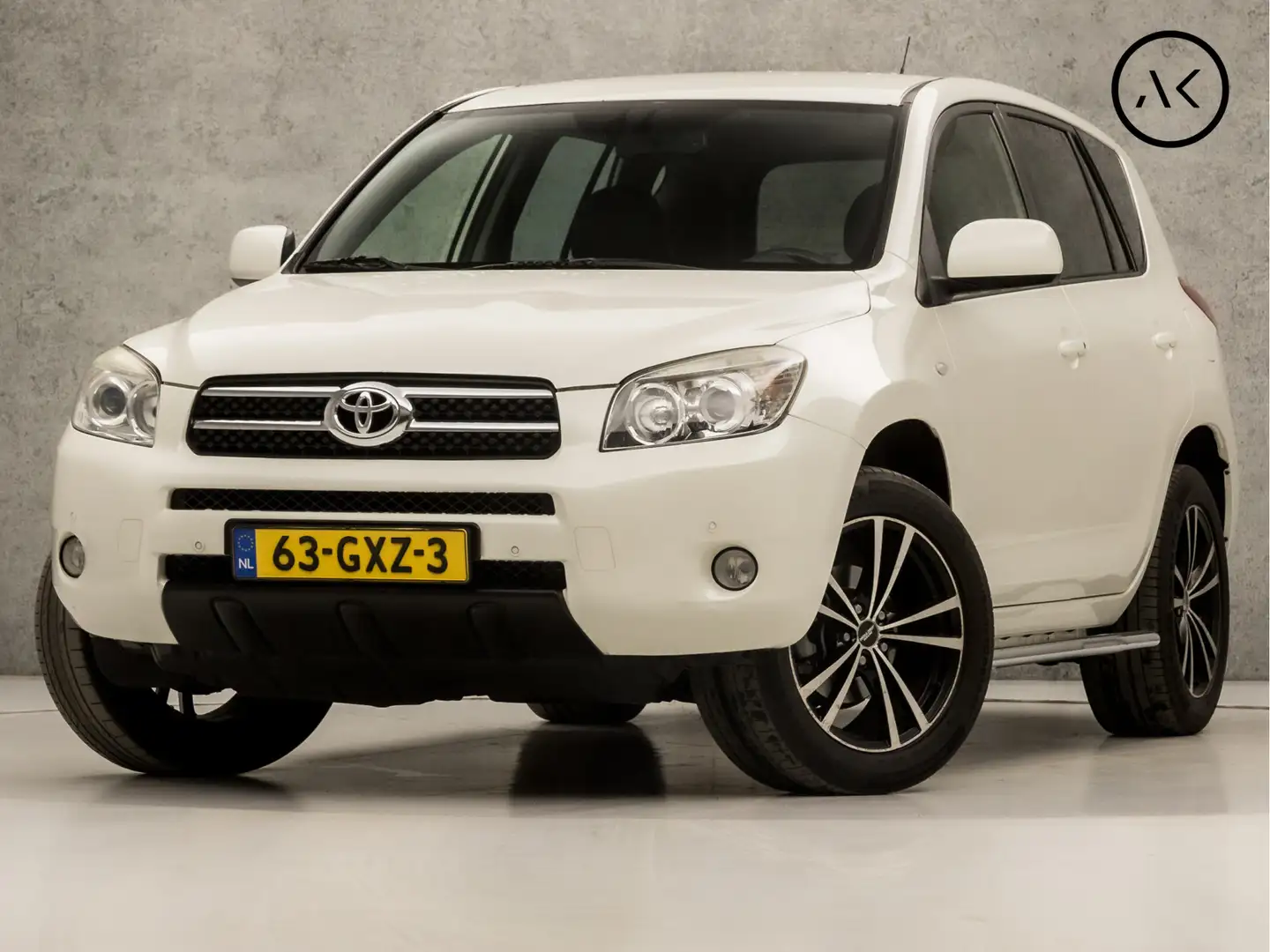 Toyota RAV 4 2.0 VVTi Executive 153Pk Automaat (YOUNGTIMER, NAV Gris - 1