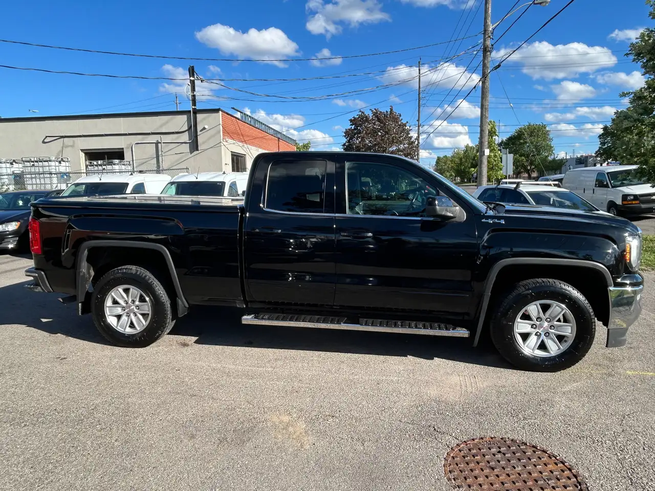 GMC Sierra 1500 снимка GMC Sierra 1500