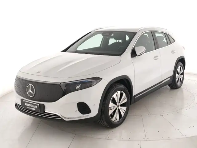 Mercedes-Benz EQA 300 Progressive Advanced 4matic
