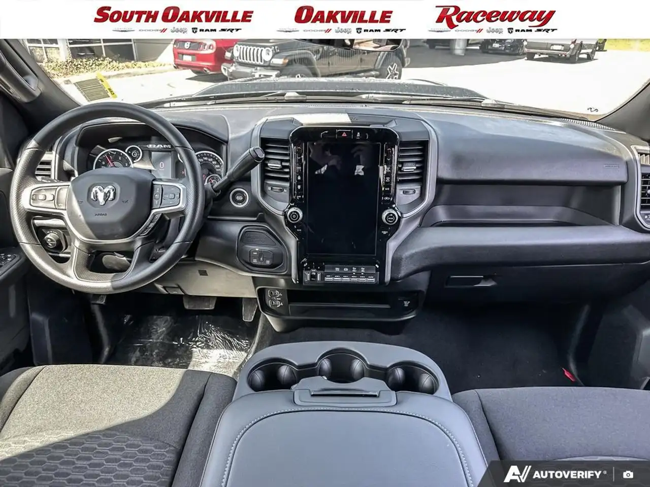 RAM 2500 снимка RAM 2500