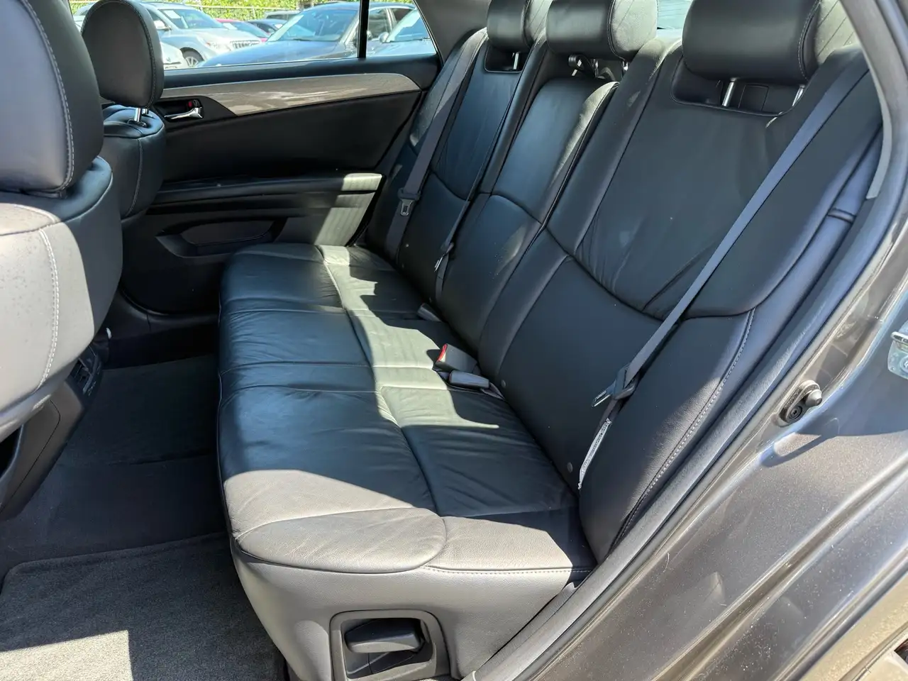 Toyota Avalon снимка Toyota Avalon
