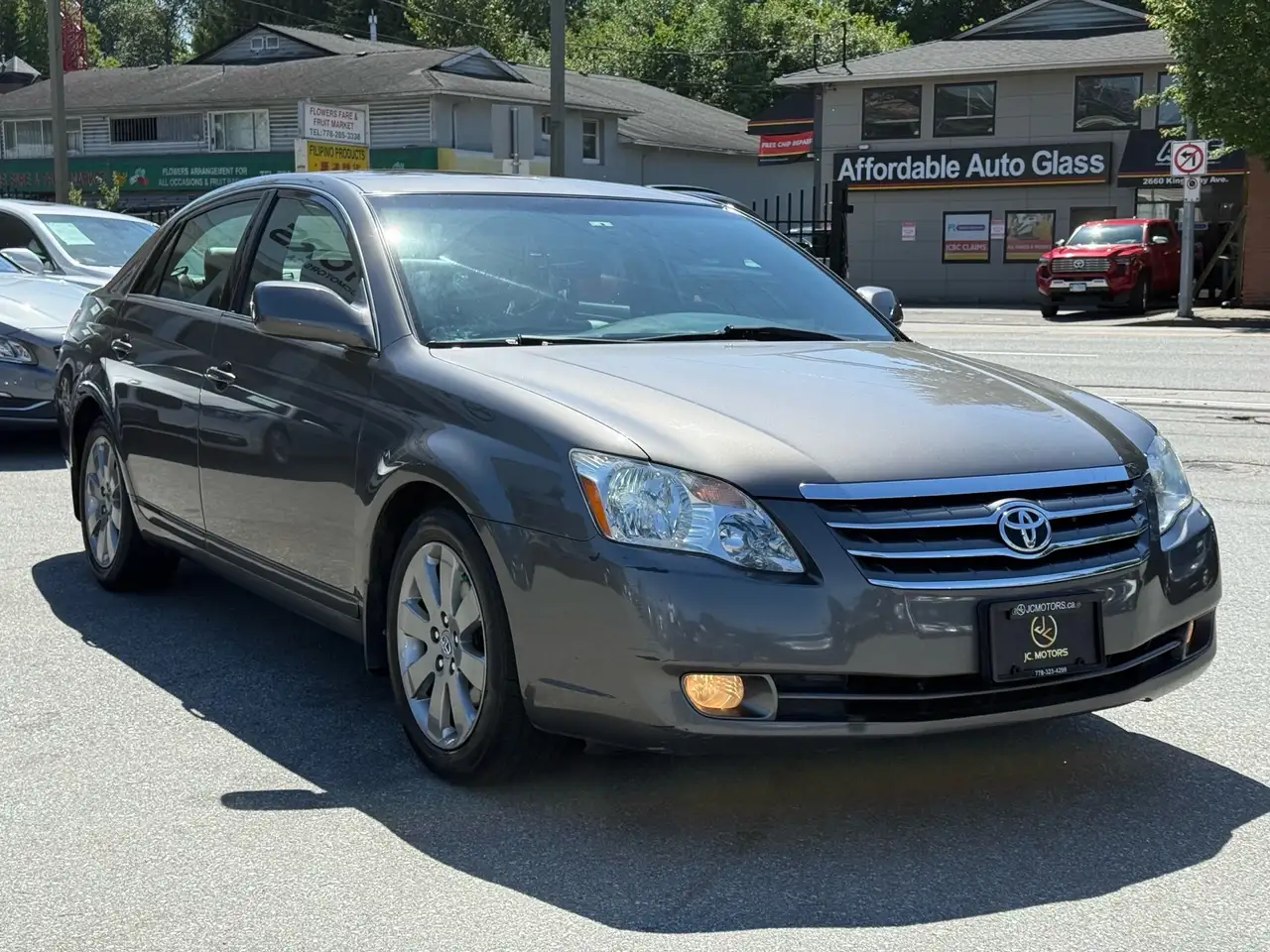 Toyota Avalon снимка Toyota Avalon