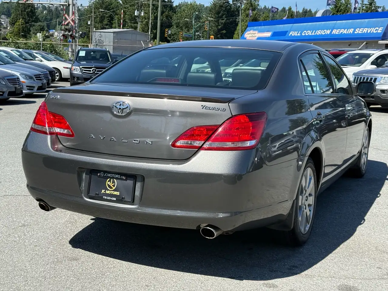 Toyota Avalon снимка Toyota Avalon