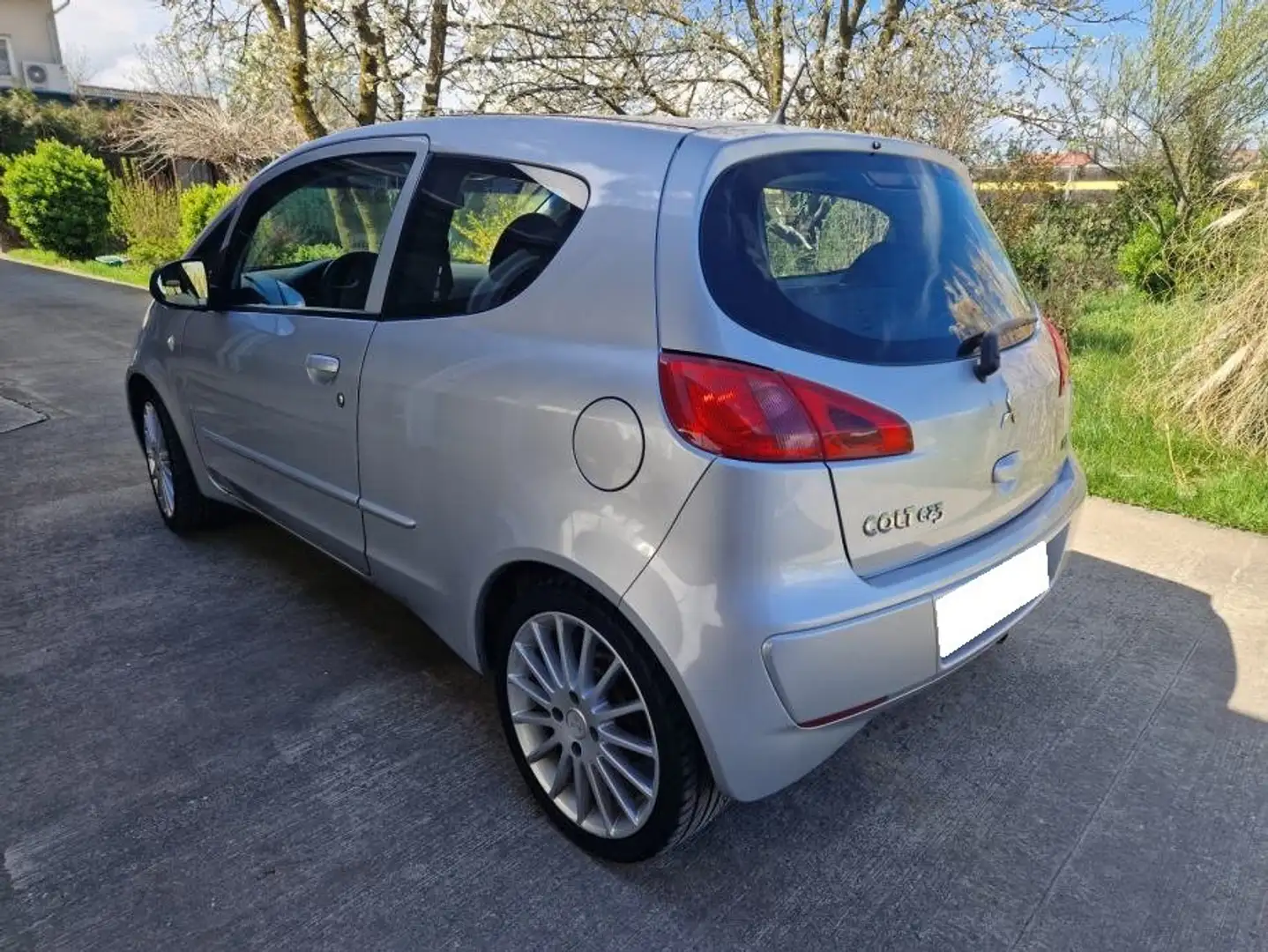 Mitsubishi Colt 1.3i GL - 1