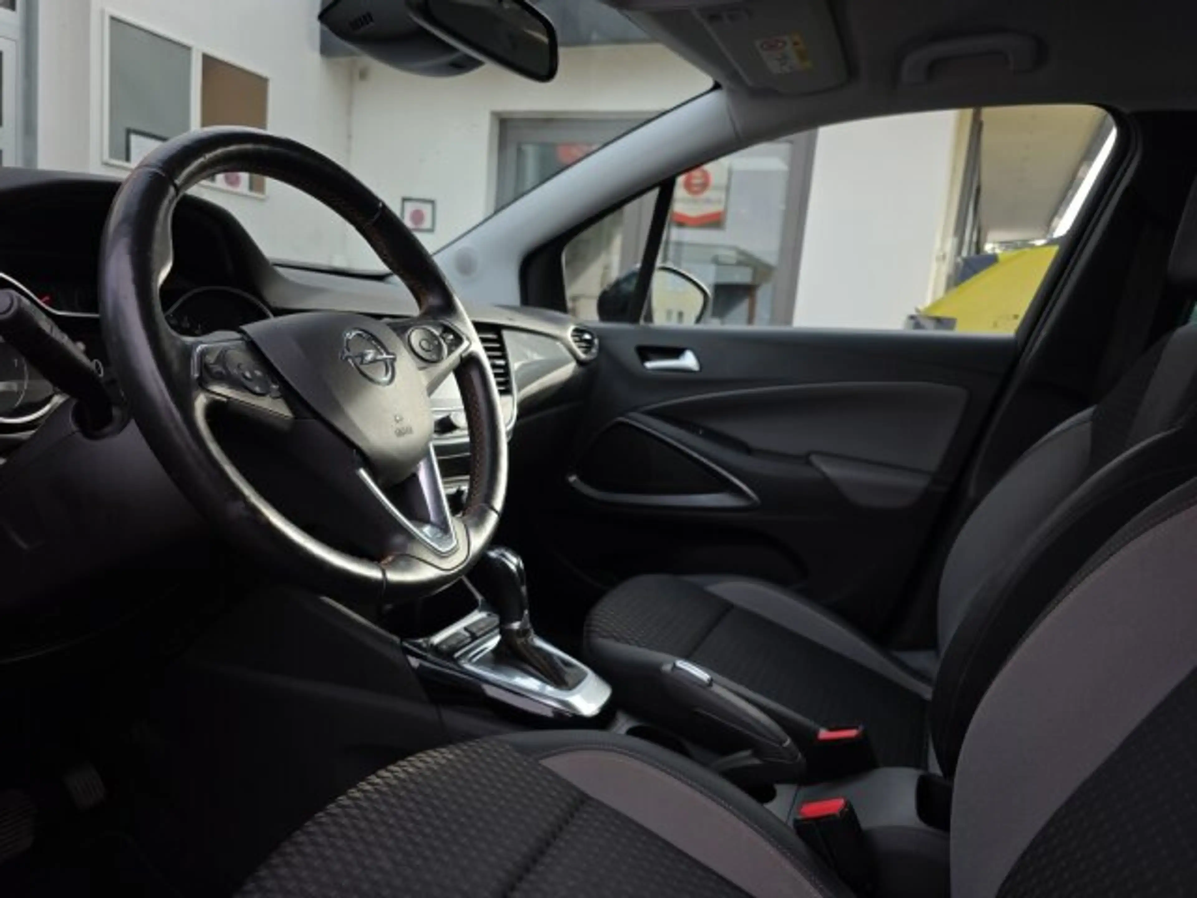Opel Crossland Crossland X 1.2 Turbo Innovation Automatik Sitzheizung — photo 9