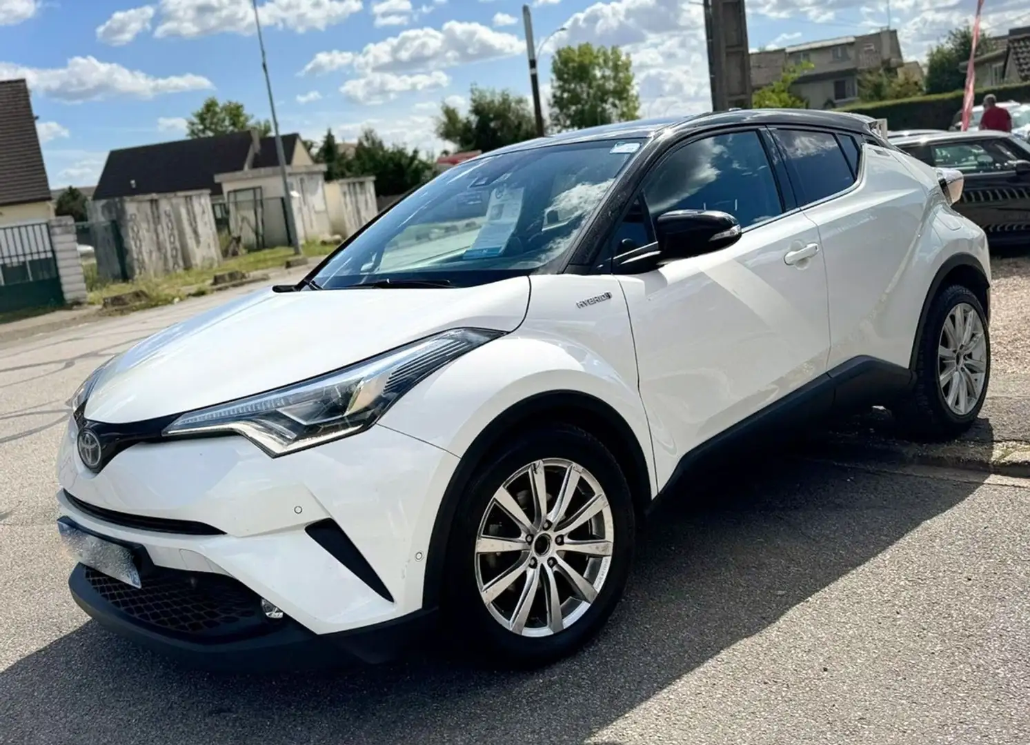 Toyota C-HR GRAPHIC 1.8 HYBRIDE 122CV 11659HT ENTRETIEN COMPLET ET A JOUR GARANTIE 12 M Wit - 1