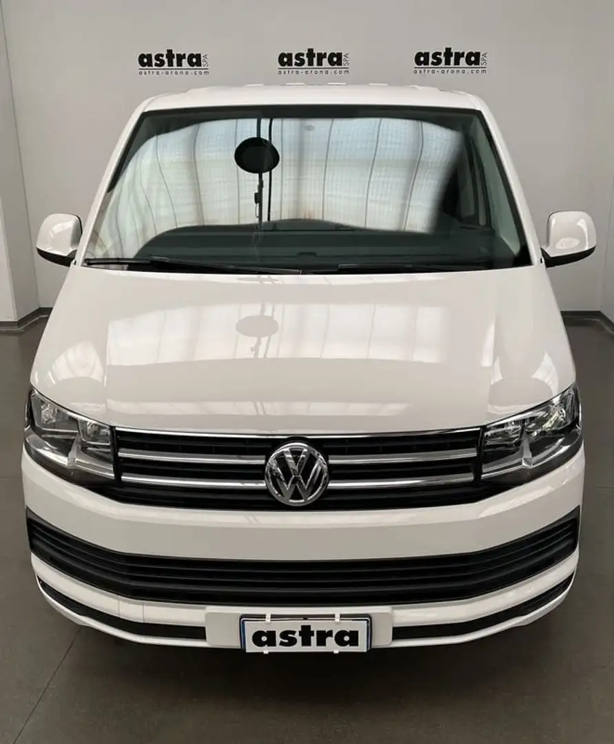 Volkswagen T6 Caravelle 2.0 TDI 150CV PC Comfortline Bianco - 2