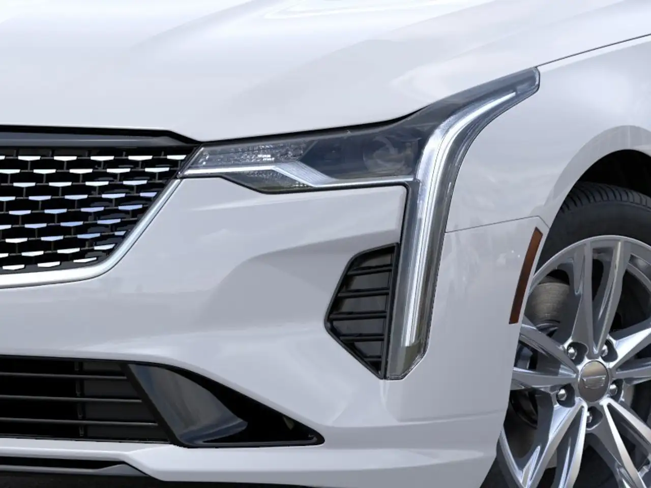 Cadillac CT4 снимка Cadillac CT4