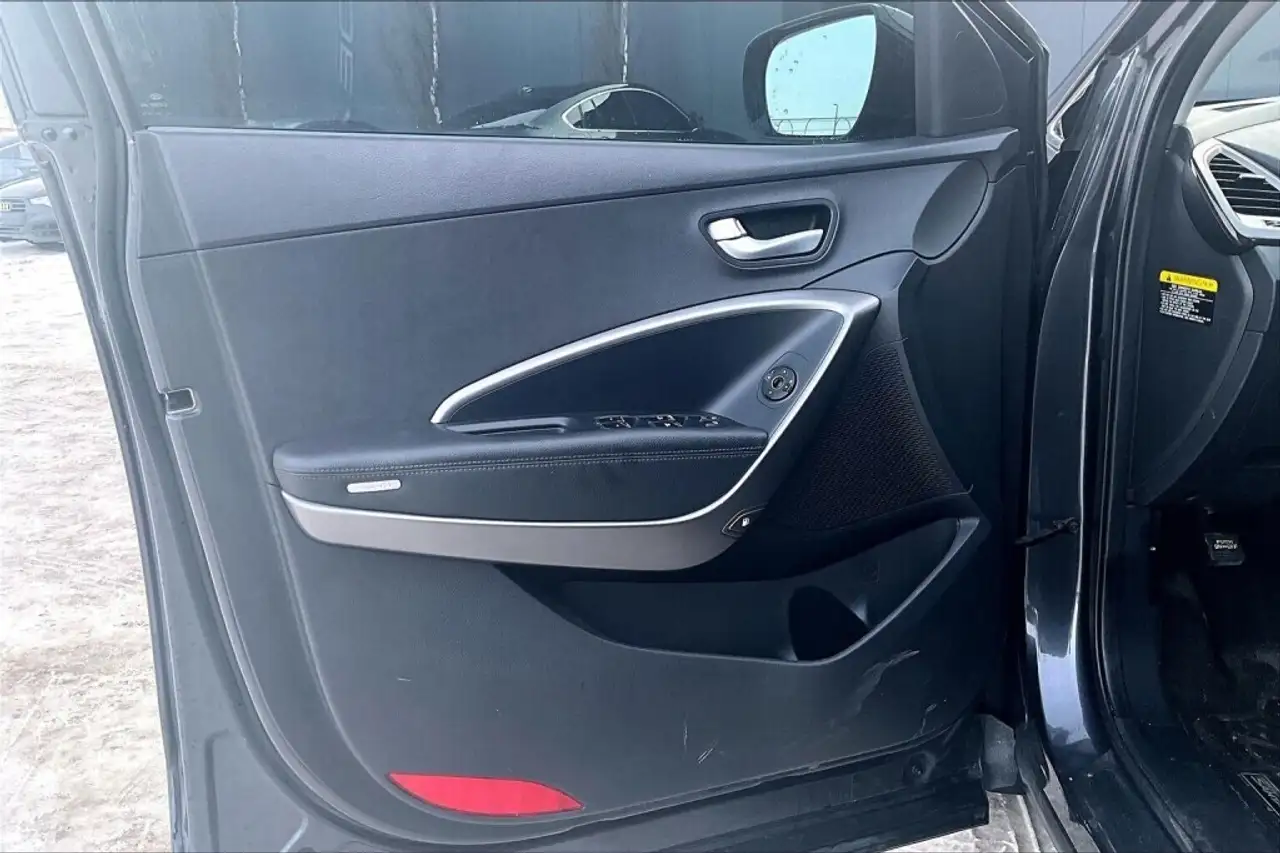 Hyundai SANTA FE снимка Hyundai SANTA FE