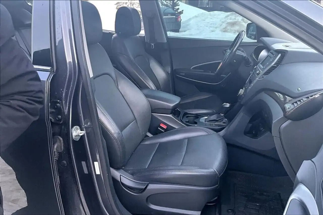 Hyundai SANTA FE снимка Hyundai SANTA FE