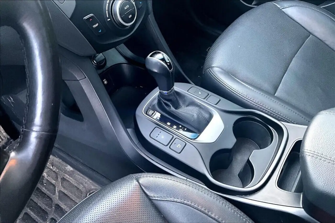Hyundai SANTA FE снимка Hyundai SANTA FE