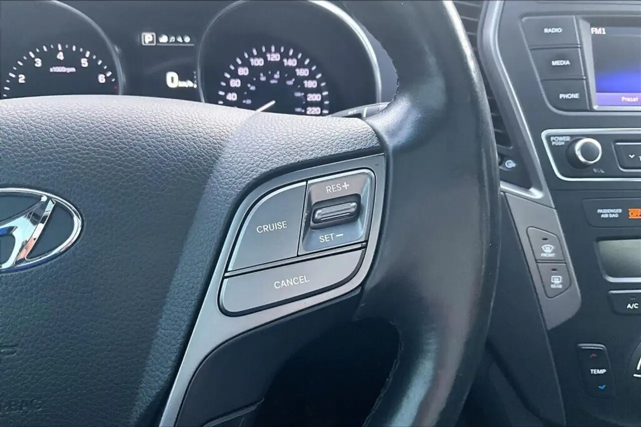 Hyundai SANTA FE снимка Hyundai SANTA FE