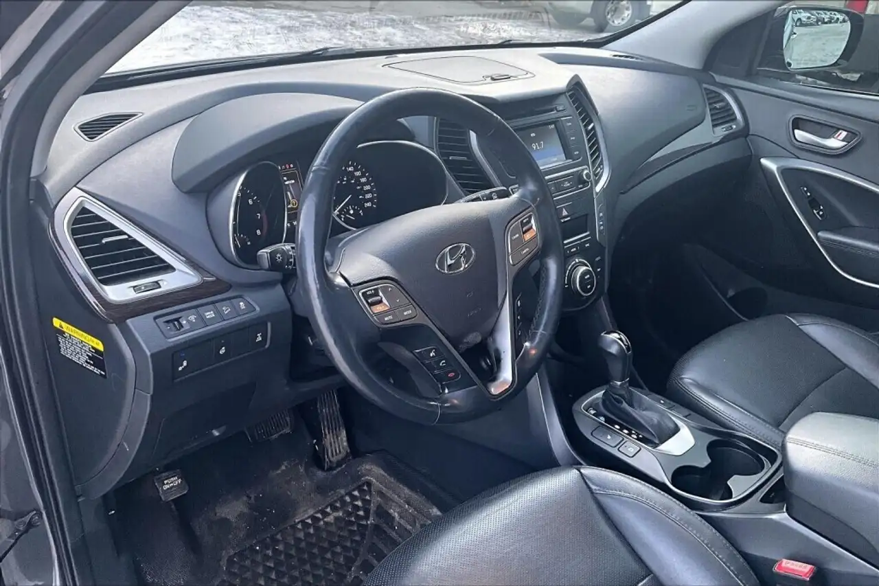 Hyundai SANTA FE снимка Hyundai SANTA FE