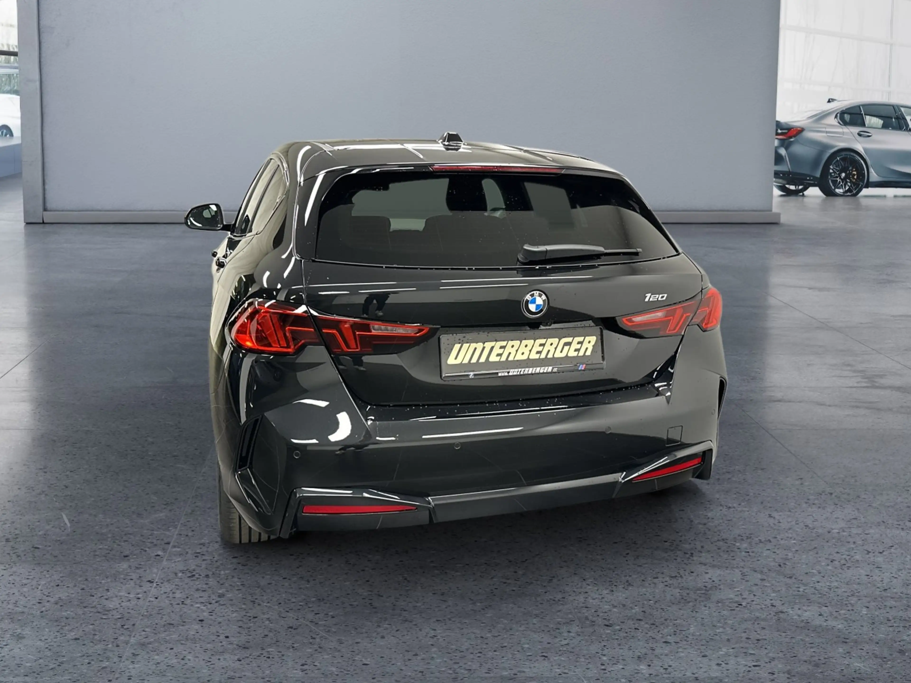 BMW 120 — photo 12