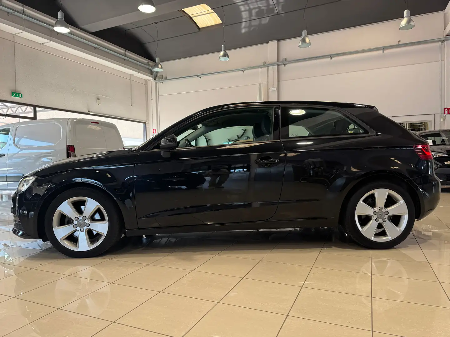 Audi A3 1.6 TDI Ambition UNICA PROPRIETARIA FULL LED NAVI Black - 2