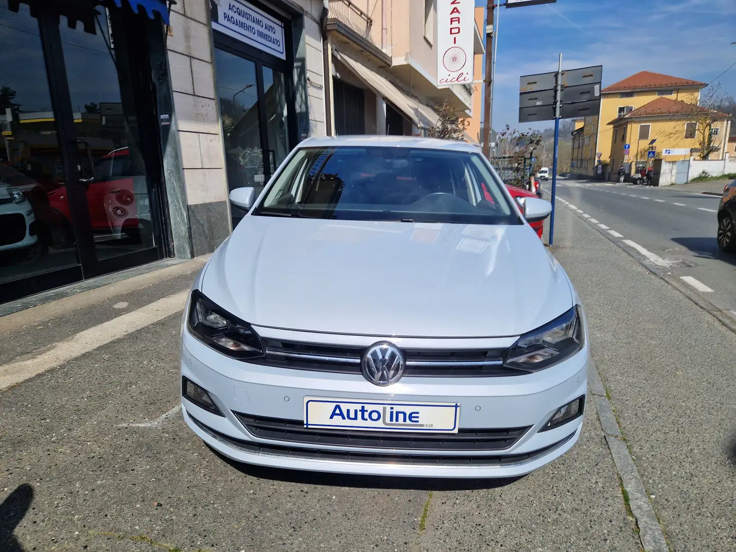 Volkswagen Polo 5p 1.6 tdi  95cv GUIDA NEOPATENTATI Grigio - 2