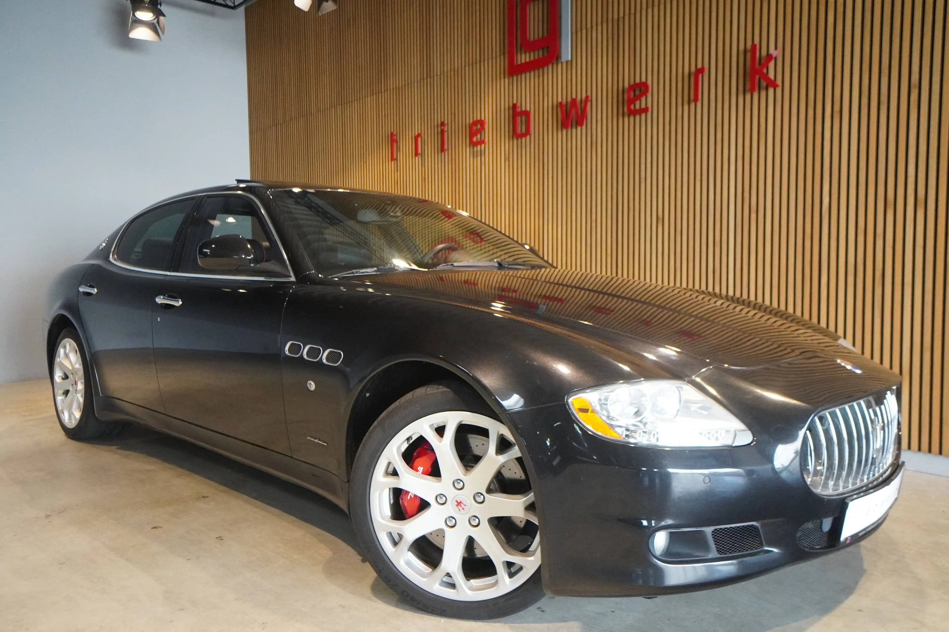 Maserati Quattroporte S Automatik*U-frei*BRD- Fzg*Bose*top Zustand* — photo 2