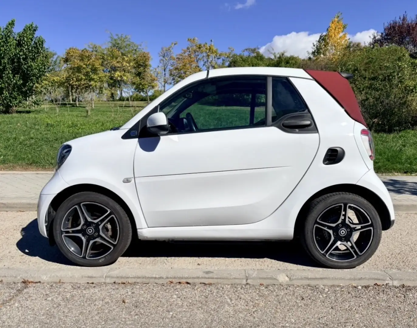 smart forTwo Cabrio EQ Prime Blanco - 1