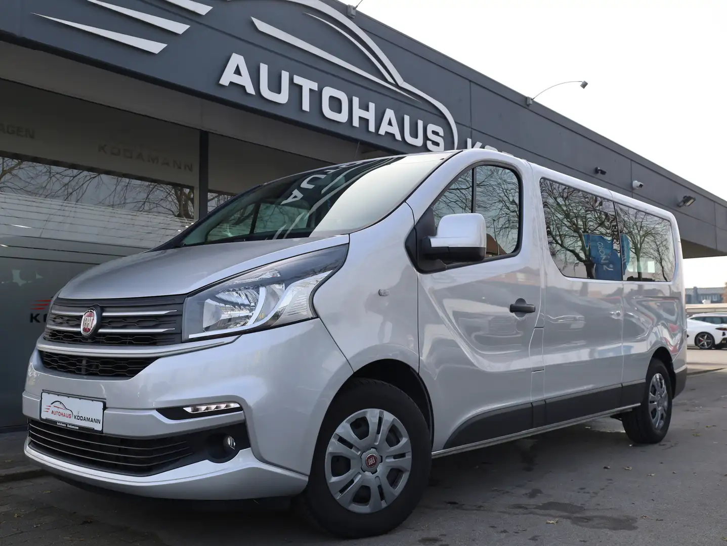 Fiat Talento L2H1 1.6 EcoJet*Klima*Bluetooth*9 Sitze Silber - 1