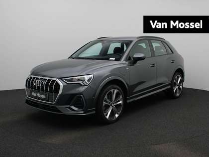 Audi Q3 45 TFSI e S edition | Automaat | Trekhaak | Stoelv