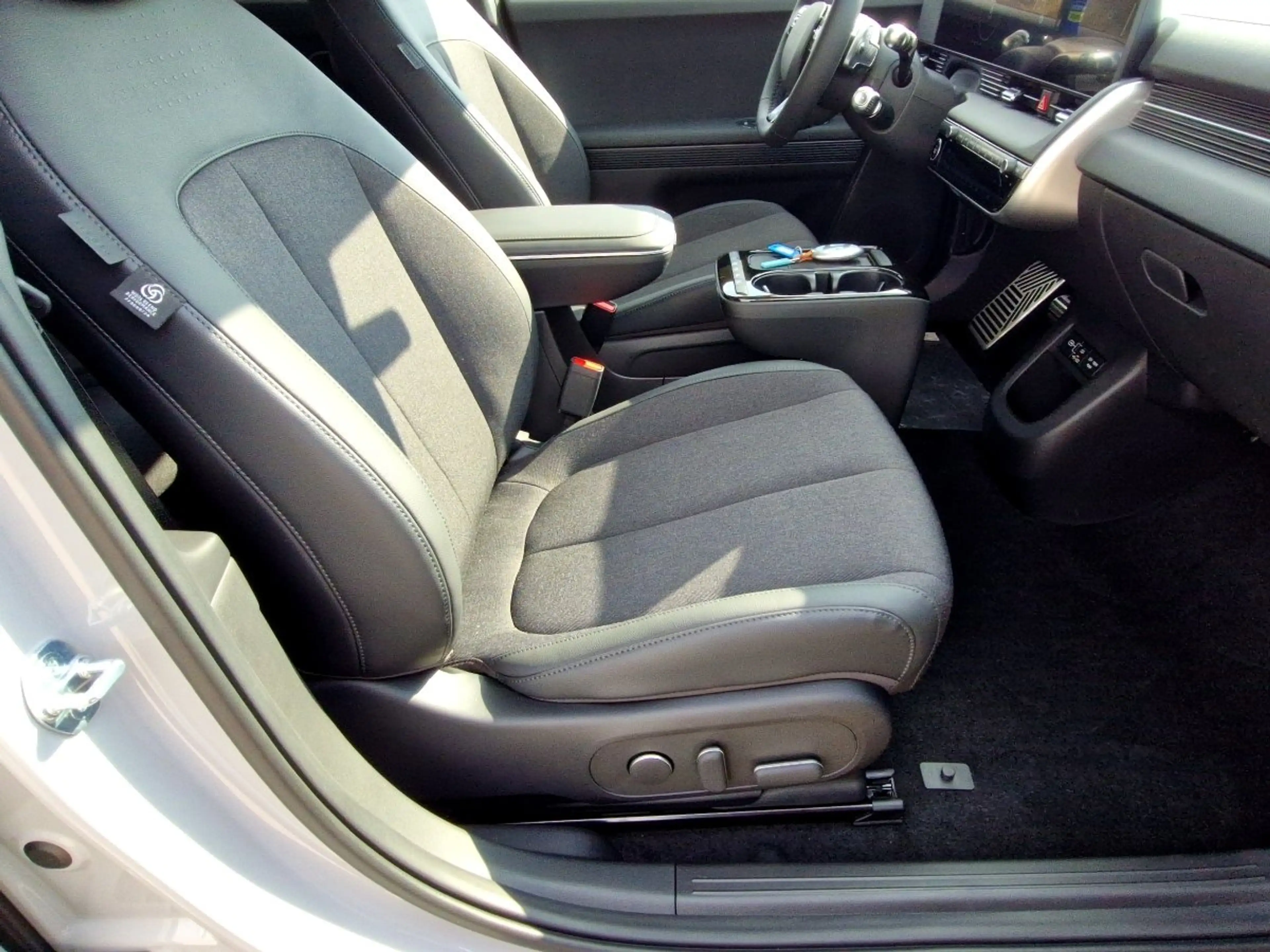 Hyundai IONIQ 5 84 kWh CENTRIQ KAMERA|NAVI|SHZ|LRHZ — photo 12